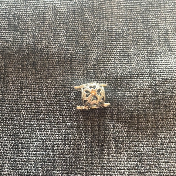 Authentic Pandora charm - retired - Picture 3 of 5